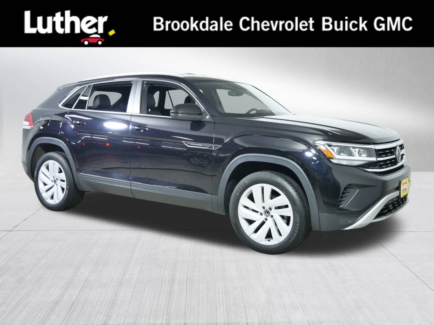 2020 Volkswagen Atlas Cross Sport SE with Technology — SUV — 50,958 mi — Brooklyn Center, MN
