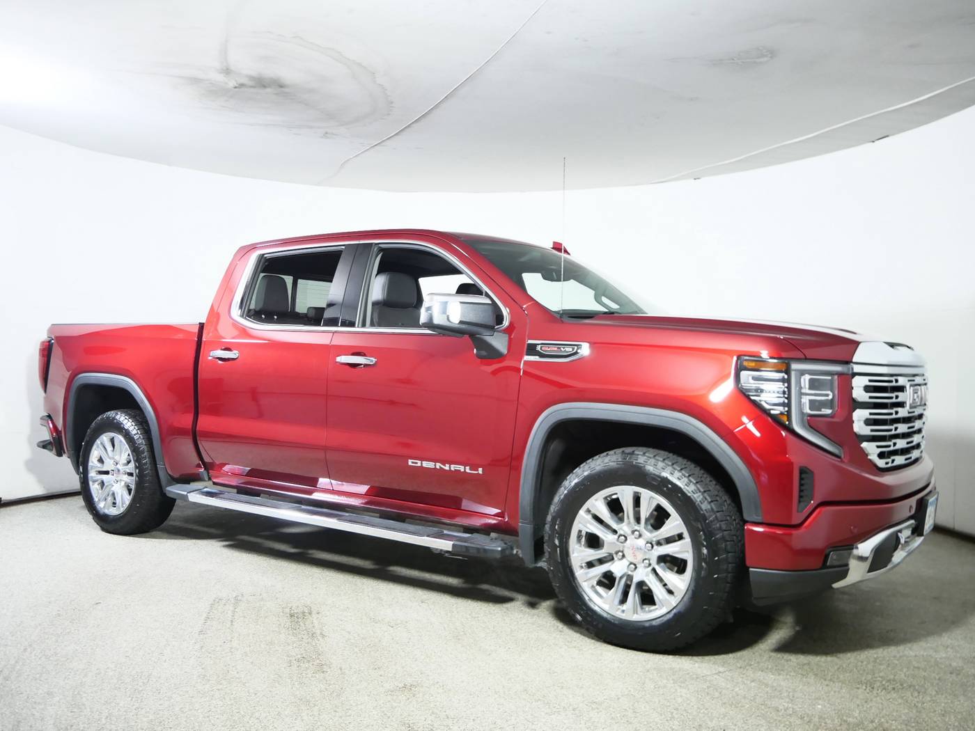 2025 GMC Sierra 1500 Denali — Pickup Truck — 37,919 mi — Brooklyn Center, MN