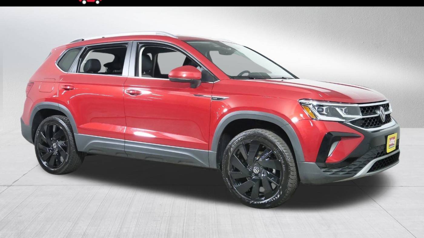 2024 Volkswagen Taos SEL — SUV — 4,151 mi — Brooklyn Center, MN
