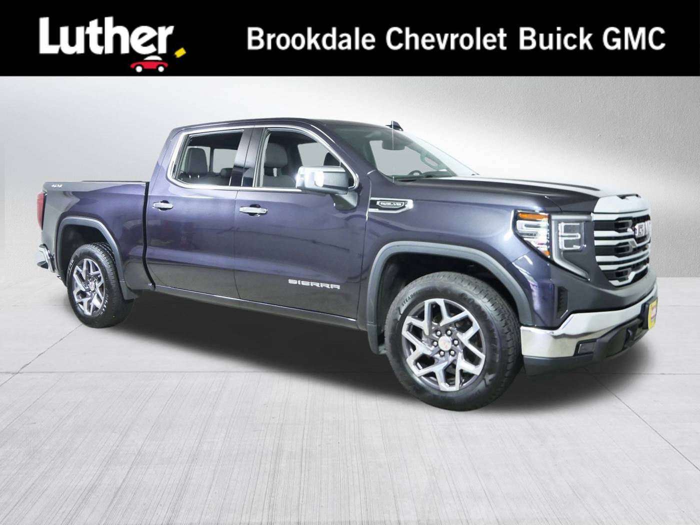 2022 GMC Sierra 1500 SLT — Pickup Truck — 69,703 mi — Brooklyn Center, MN