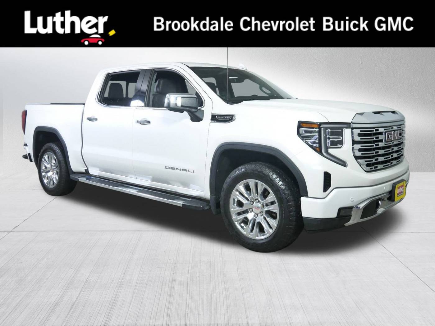 2022 GMC Sierra 1500 Denali — Pickup Truck — 24,734 mi — Brooklyn Center, MN