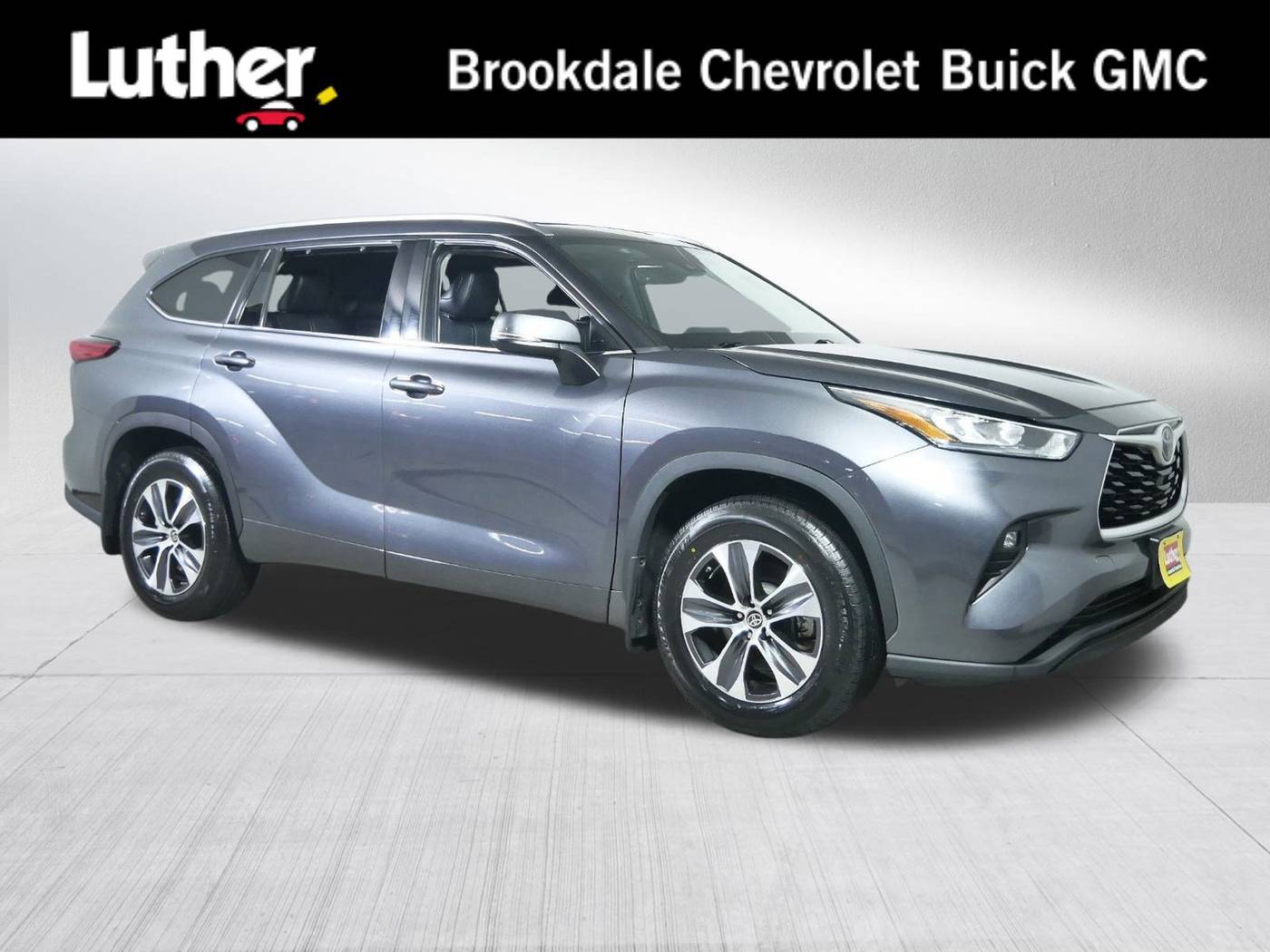 2020 Toyota Highlander XLE — SUV — 111,509 mi — Brooklyn Center, MN