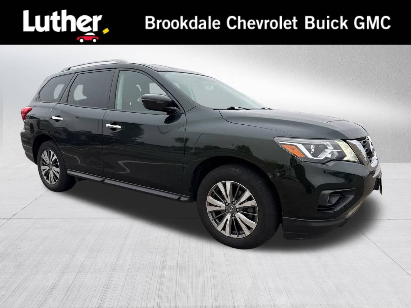 2018 Nissan Pathfinder SV — SUV — 133,382 mi — Brooklyn Center, MN