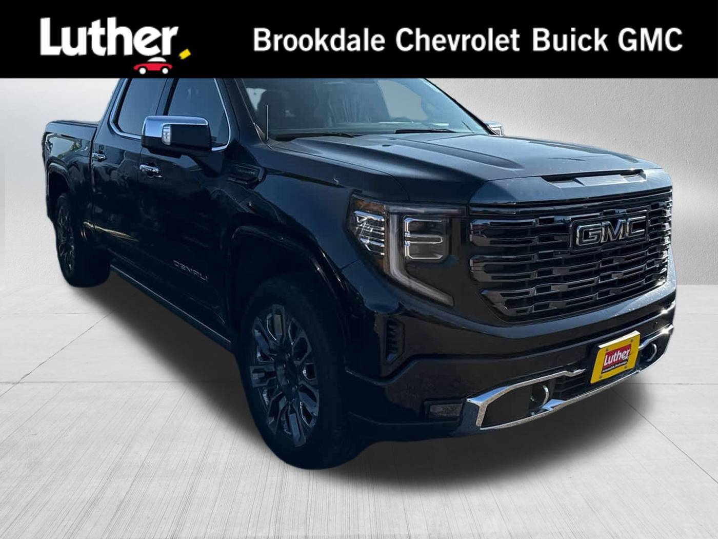 2023 GMC Sierra 1500 Denali Ultimate — Pickup Truck — 33,810 mi — Brooklyn Center, MN