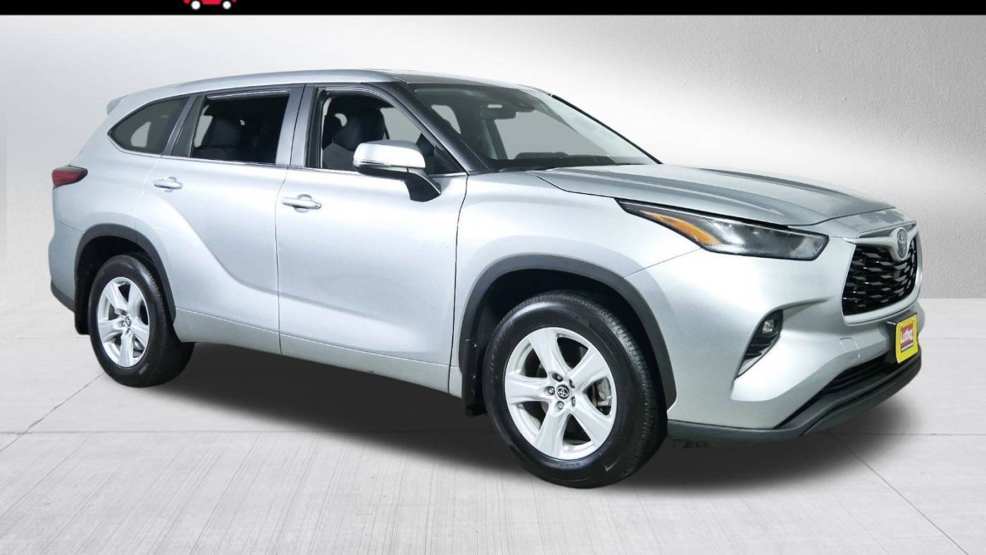 2024 Toyota Highlander LE — SUV — 27,201 mi — Brooklyn Center, MN