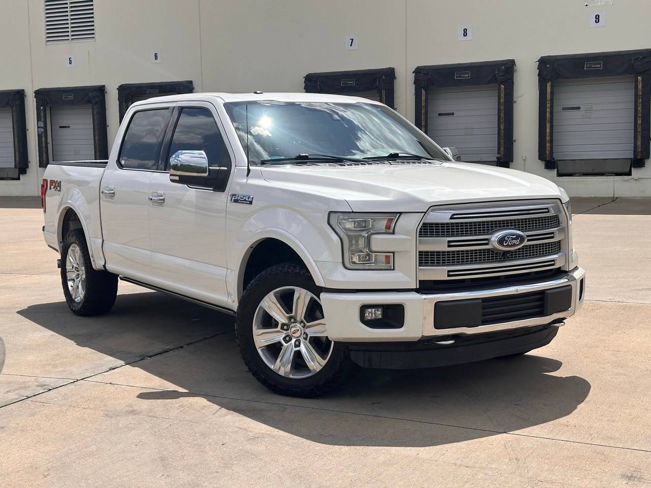 2015 Ford F-150 Platinum — Pickup Truck — 160,086 mi — Arlington, TX