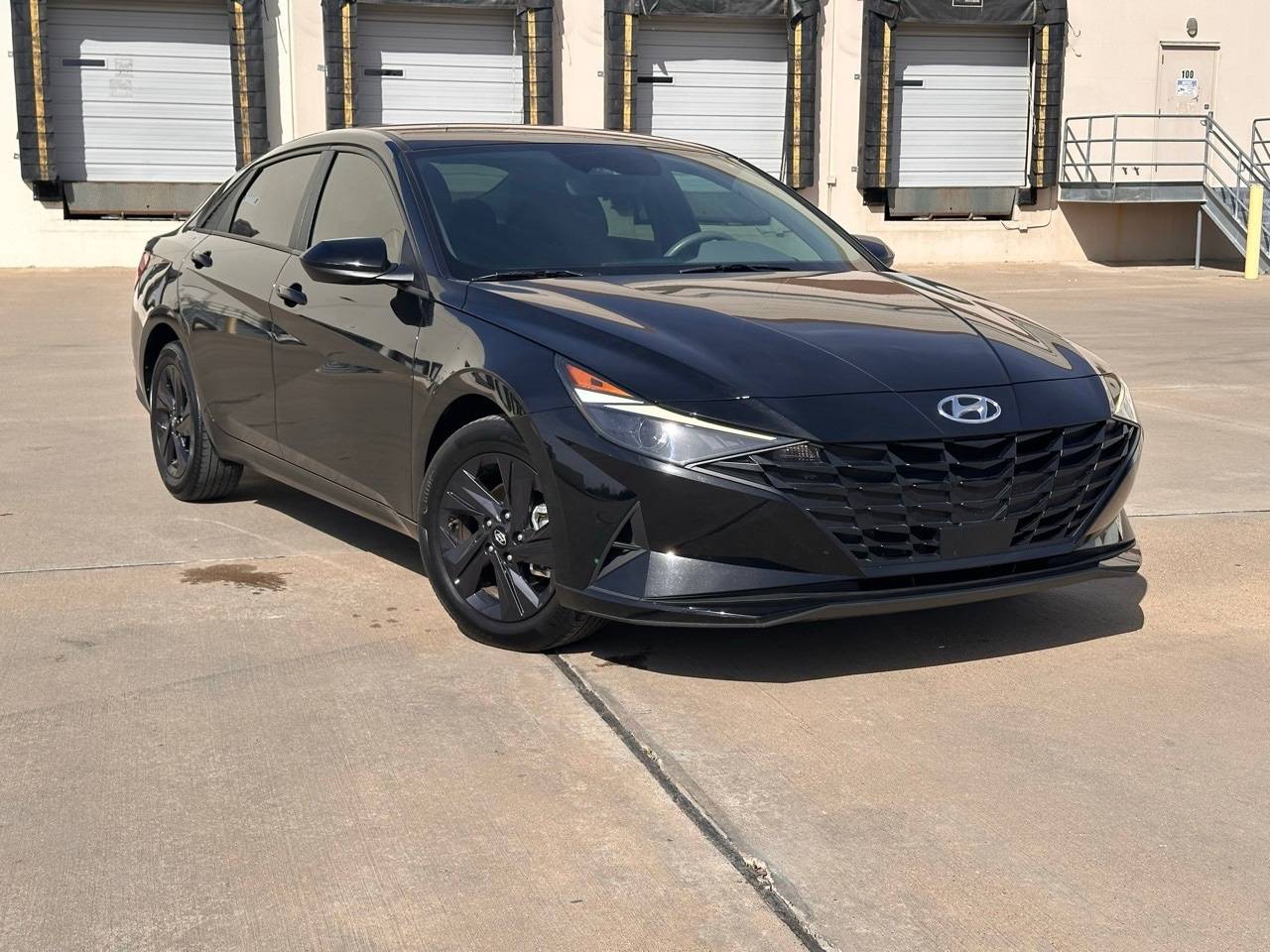 2022 Hyundai Elantra SEL — Sedan — 48,572 mi — Arlington, TX