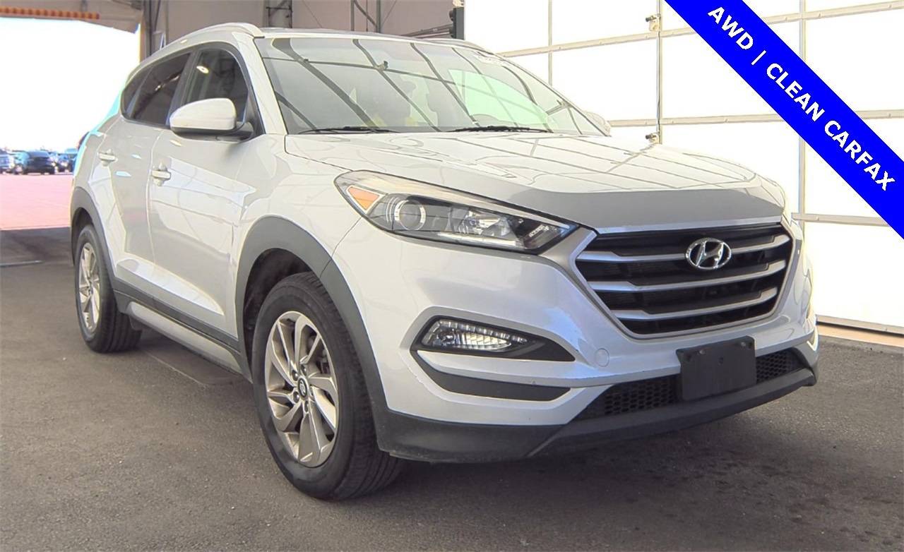 2017 Hyundai Tucson SE — SUV — 90,840 mi — Arlington, TX