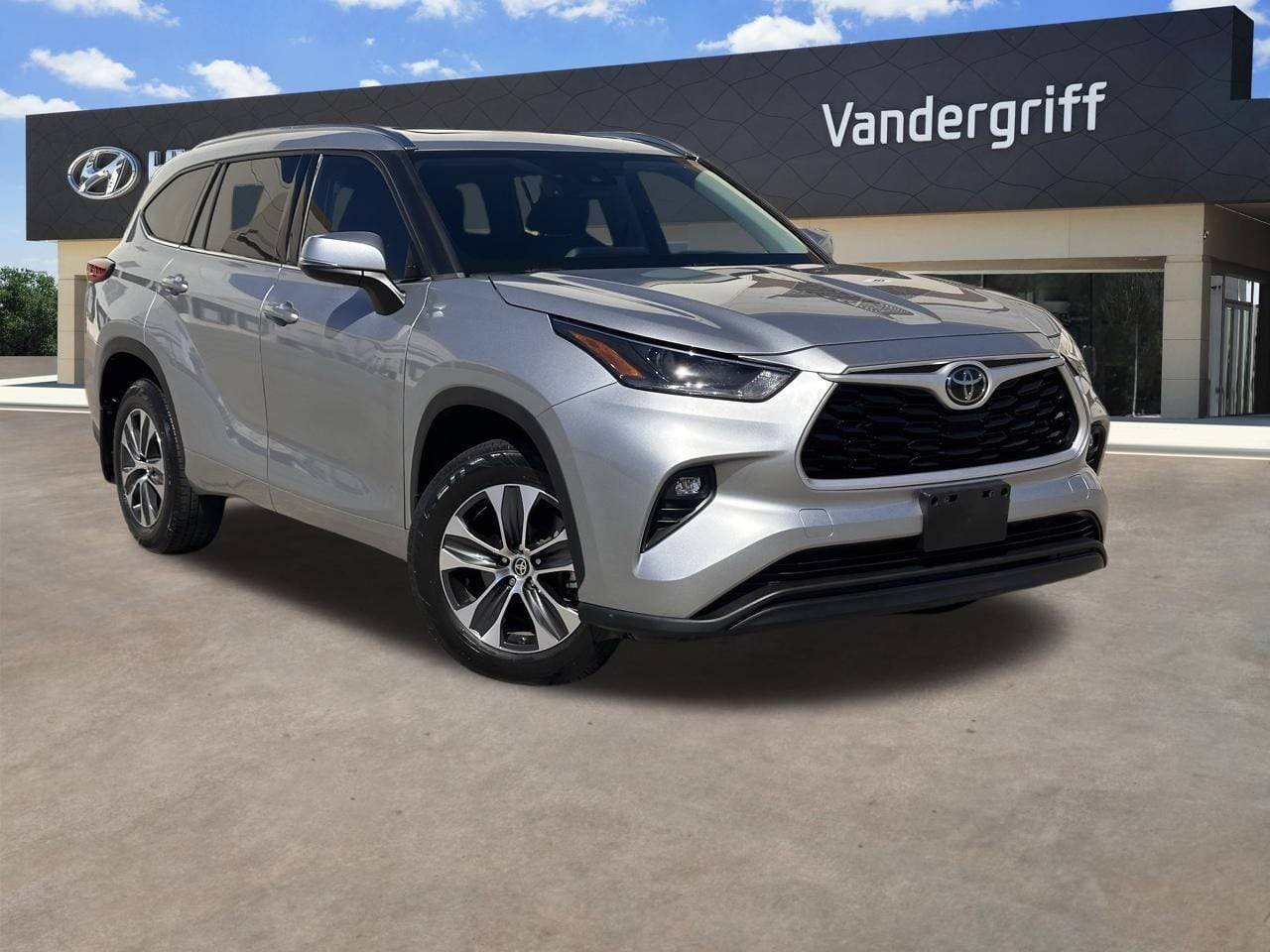 2021 Toyota Highlander XLE — SUV — 48,224 mi — Arlington, TX
