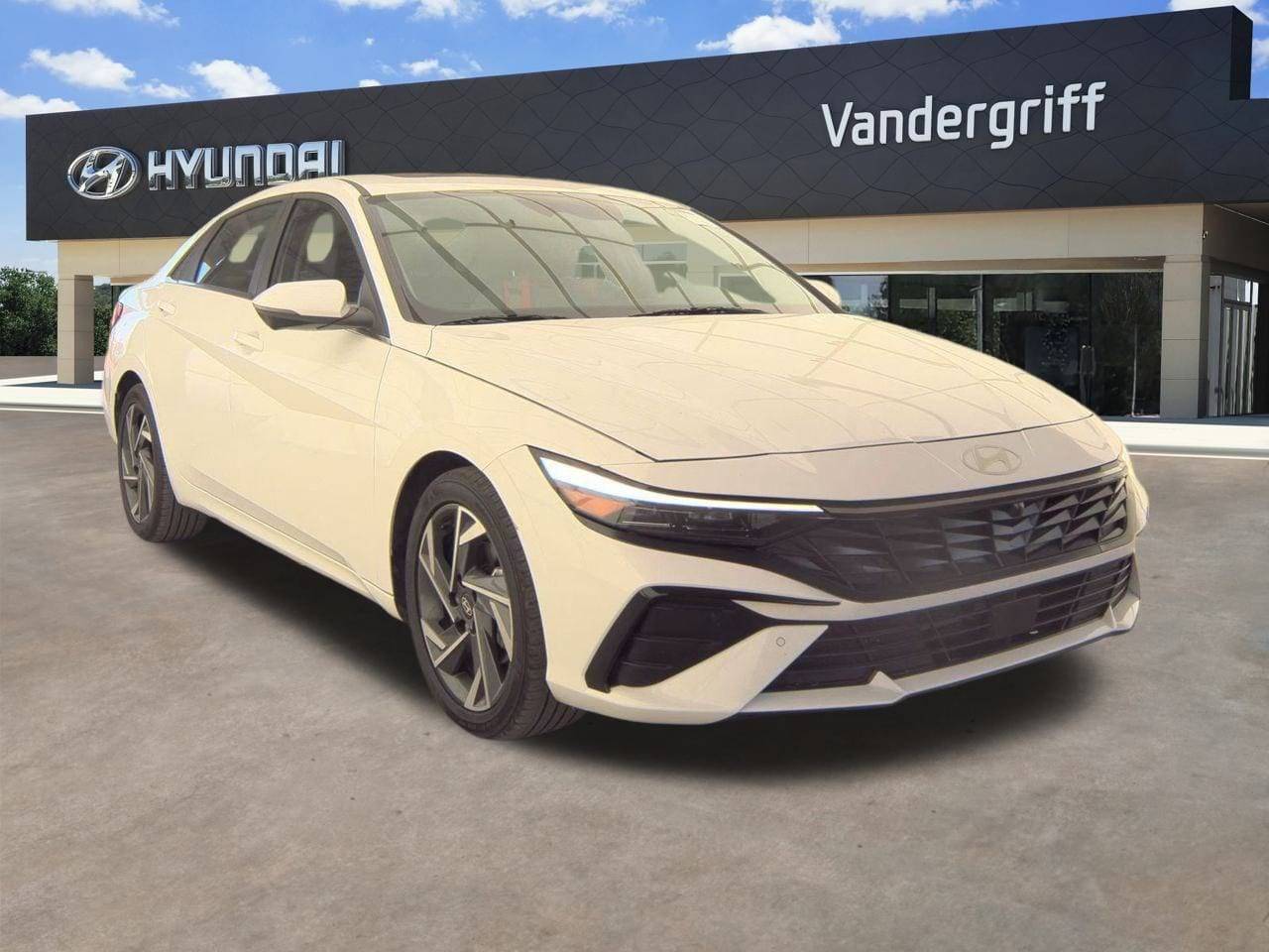 2024 Hyundai Elantra Limited — Sedan — 23,399 mi — Arlington, TX