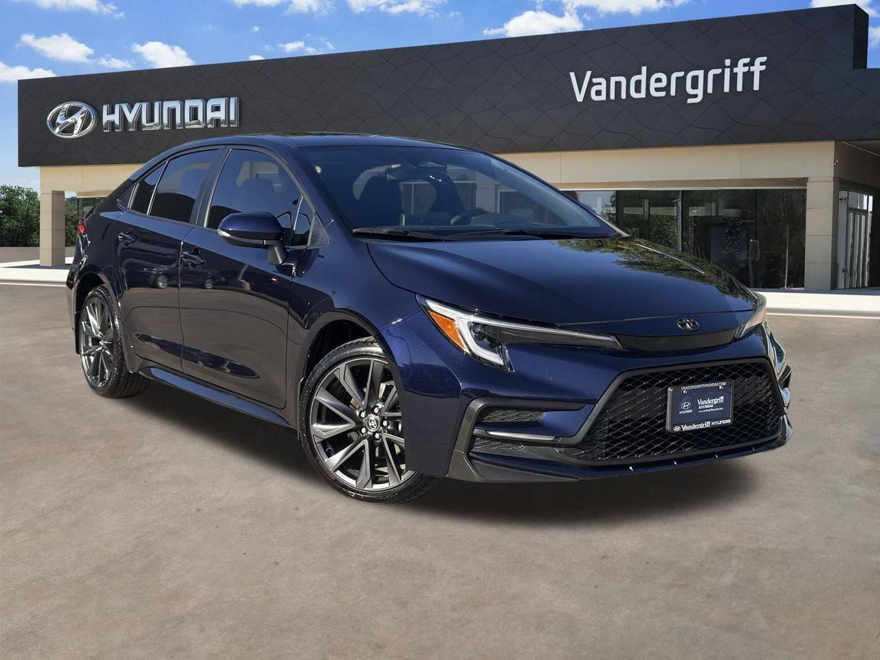 2025 Toyota Corolla SE — Sedan — 16,172 mi — Arlington, TX