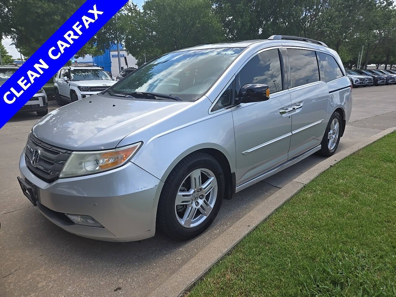2013 Honda Odyssey Touring — Minivan — 180,825 mi — Arlington, TX