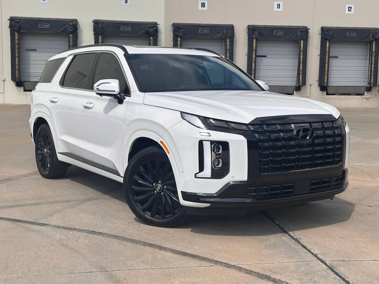 2024 Hyundai Palisade Calligraphy Night Edition — SUV — 17,952 mi — Arlington, TX