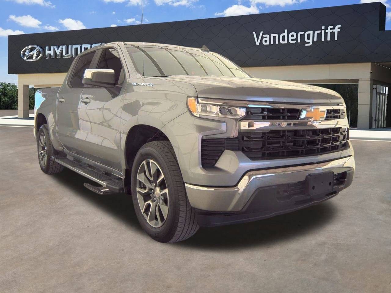 2023 Chevrolet Silverado 1500 LT — Pickup Truck — 22,602 mi — Arlington, TX