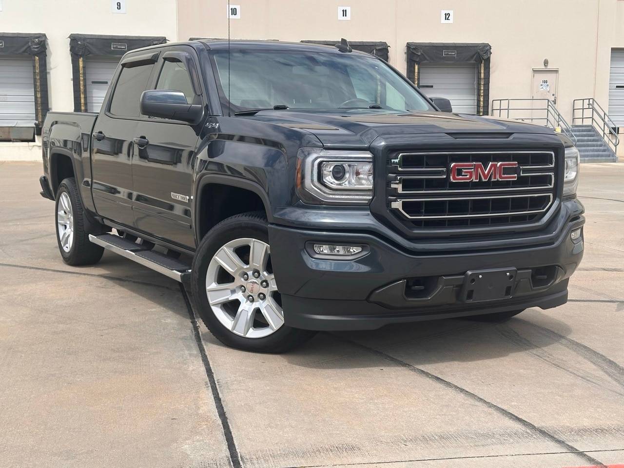2018 GMC Sierra 1500 SLE — Pickup Truck — 34,983 mi — Arlington, TX