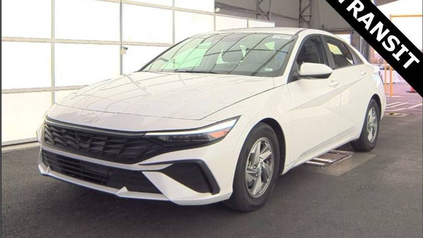 2024 Hyundai Elantra SE — Sedan — 31,508 mi — Arlington, TX
