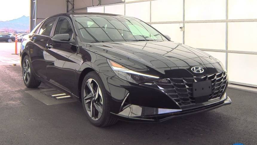 2023 Hyundai Elantra Limited — Sedan — 6,739 mi — Arlington, TX