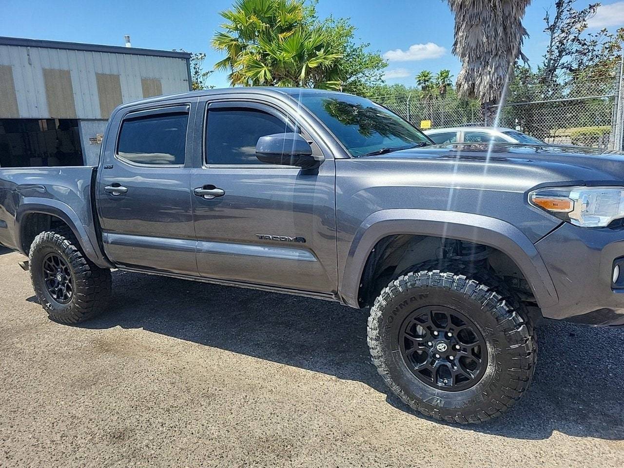 2020 Toyota Tacoma SR5 — Pickup Truck — 70,509 mi — Arlington, TX