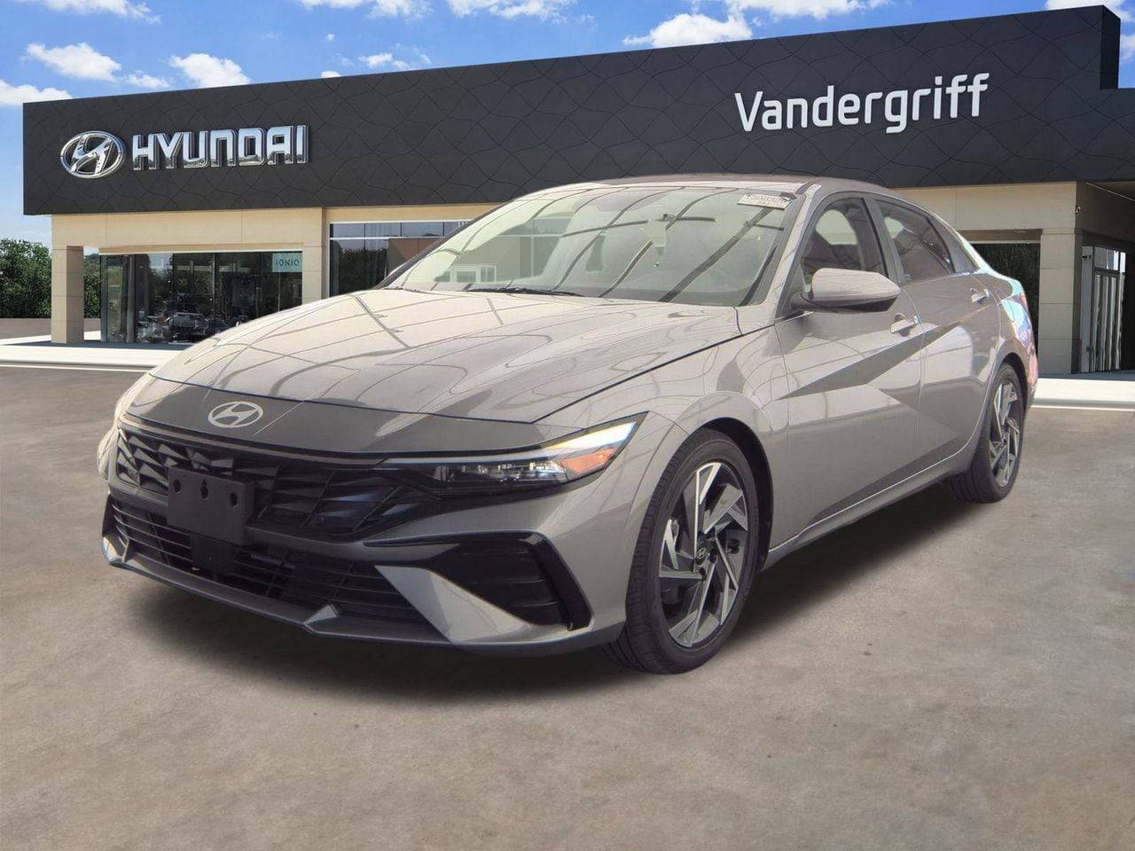 2025 Hyundai Elantra SEL Convenience — Sedan — 10,641 mi — Arlington, TX