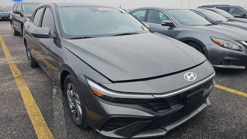 2024 Hyundai Elantra SEL — Sedan — 26,852 mi — Arlington, TX