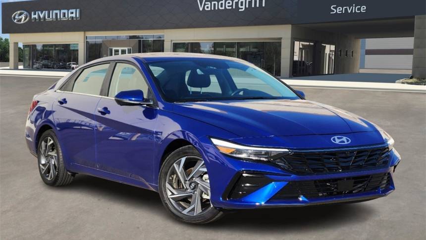 2024 Hyundai Elantra Limited — Sedan — 7,960 mi — Arlington, TX