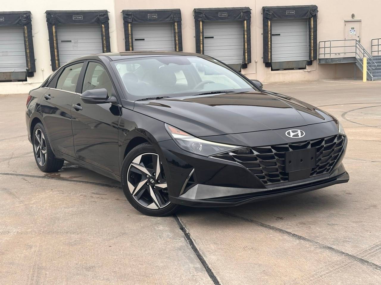 2022 Hyundai Elantra SEL — Sedan — 31,450 mi — Arlington, TX