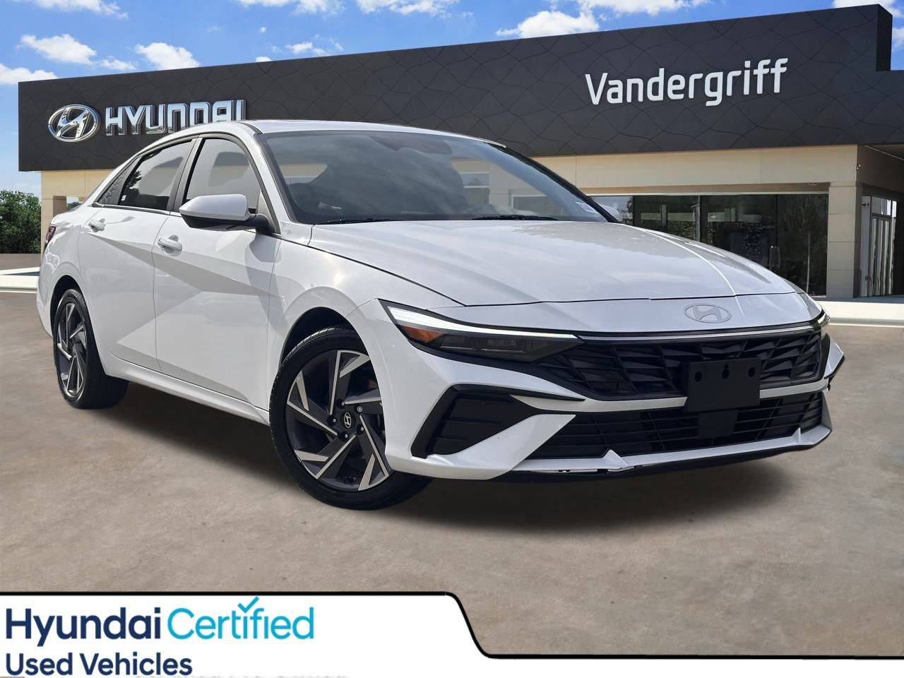 2025 Hyundai Elantra SEL Convenience — Sedan — 10,840 mi — Arlington, TX