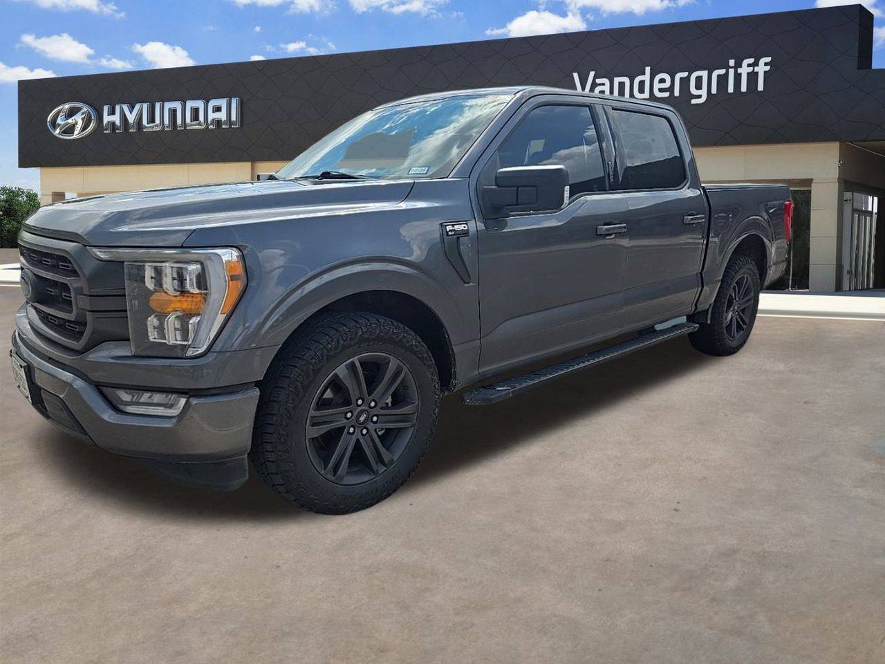 2022 Ford F-150 XLT — Pickup Truck — 83,885 mi — Arlington, TX