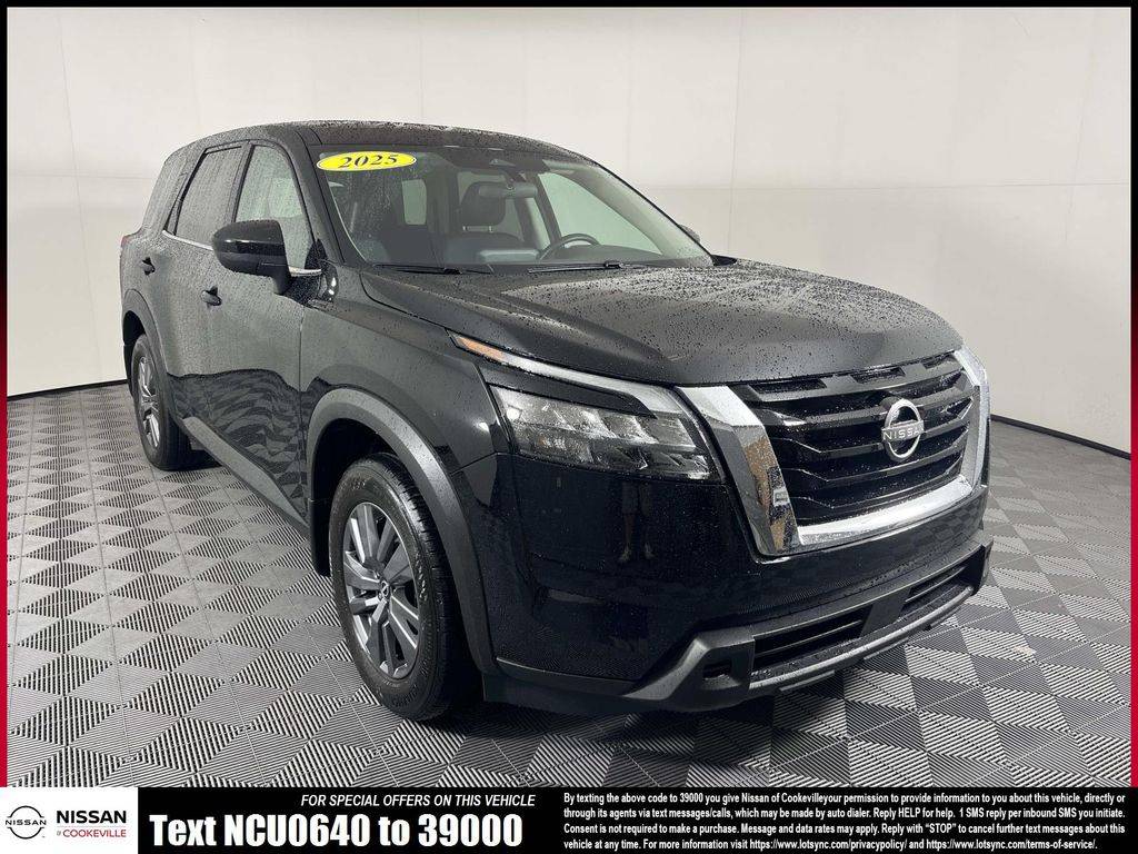 2025 Nissan Pathfinder S — SUV — 13,757 mi — Cookeville, TN