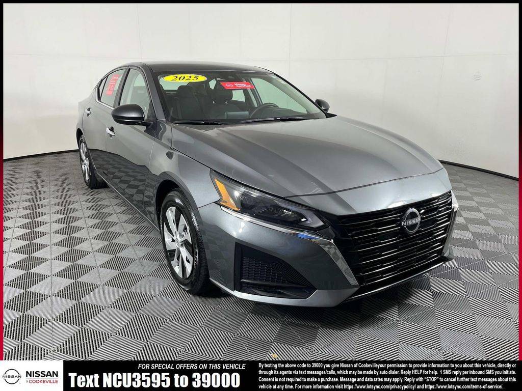 2025 Nissan Altima S — Sedan — 10,212 mi — Cookeville, TN