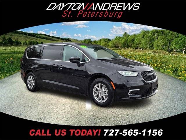 2023 Chrysler Pacifica Touring L — Minivan — 52,922 mi — St. Petersburg, FL