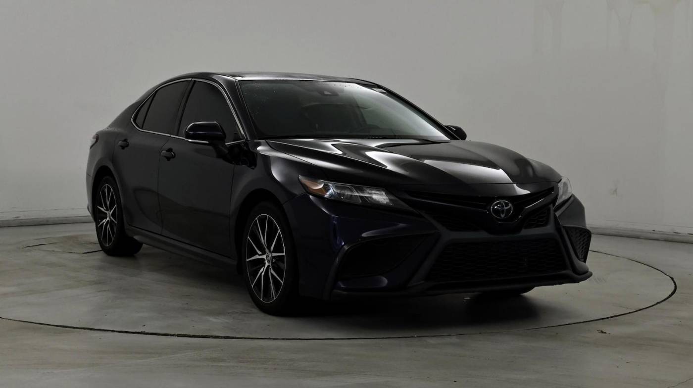2022 Toyota Camry SE — Sedan — 33,636 mi — Augusta, GA