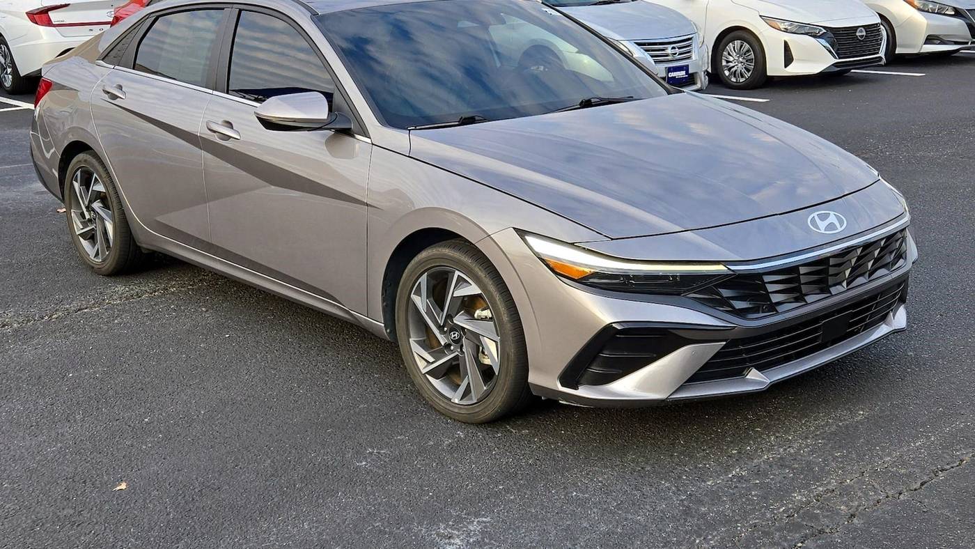 2024 Hyundai Elantra Hybrid Limited — Sedan — 20,980 mi — Augusta, GA
