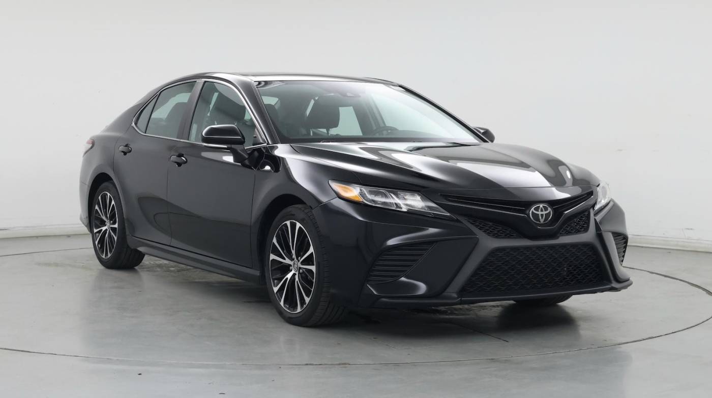 2019 Toyota Camry SE — Sedan — 29,011 mi — Cincinnati, OH