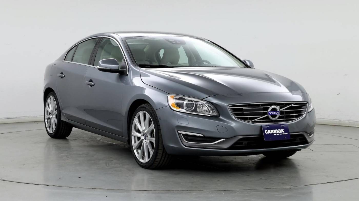 2016 Volvo S60 Platinum — Sedan — 33,740 mi — Cincinnati, OH