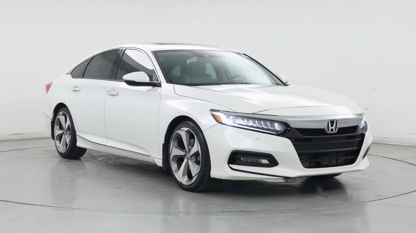2018 Honda Accord Touring — Sedan — 95,638 mi — Cincinnati, OH