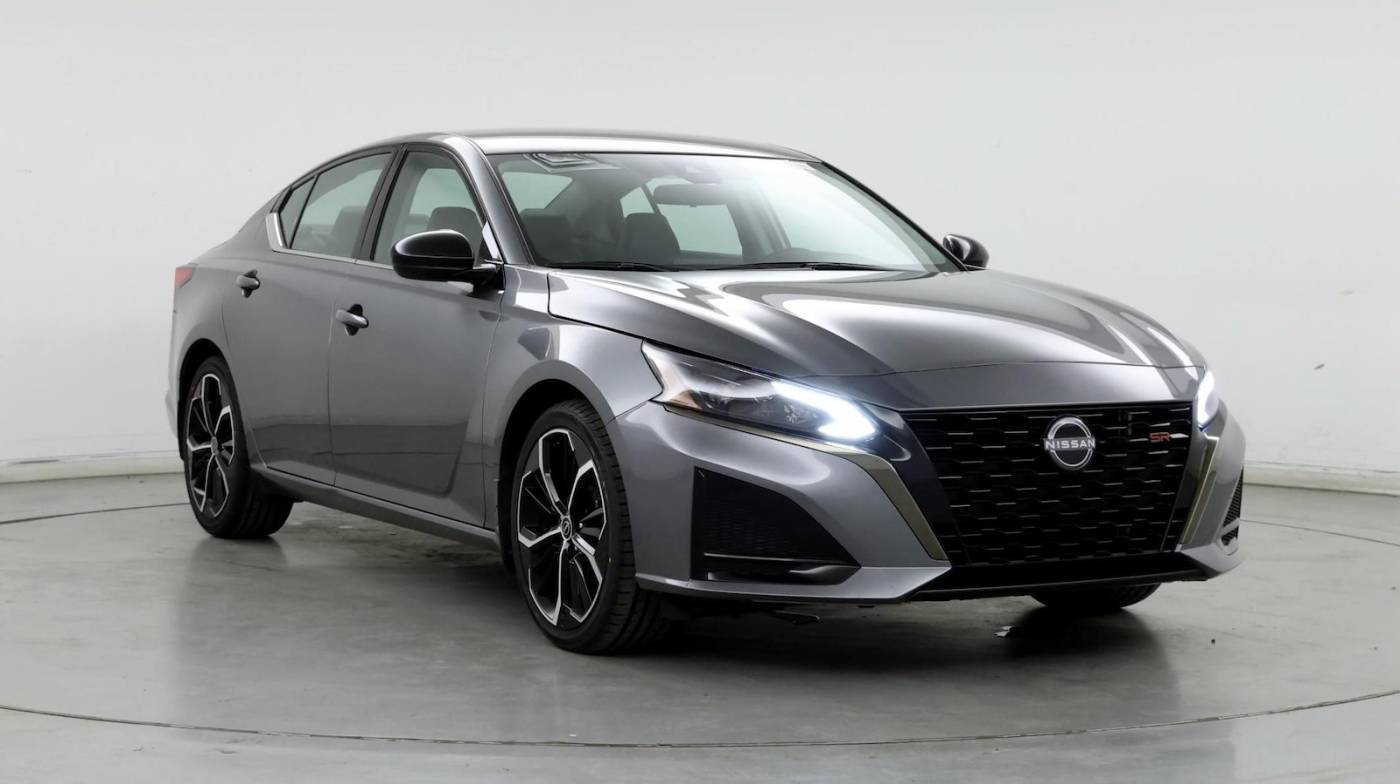 2023 Nissan Altima SR — Sedan — 20,765 mi — Cincinnati, OH