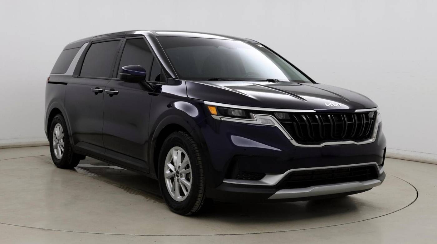 2024 Kia Carnival LXS — Minivan — 30,790 mi — West Carrolton, OH