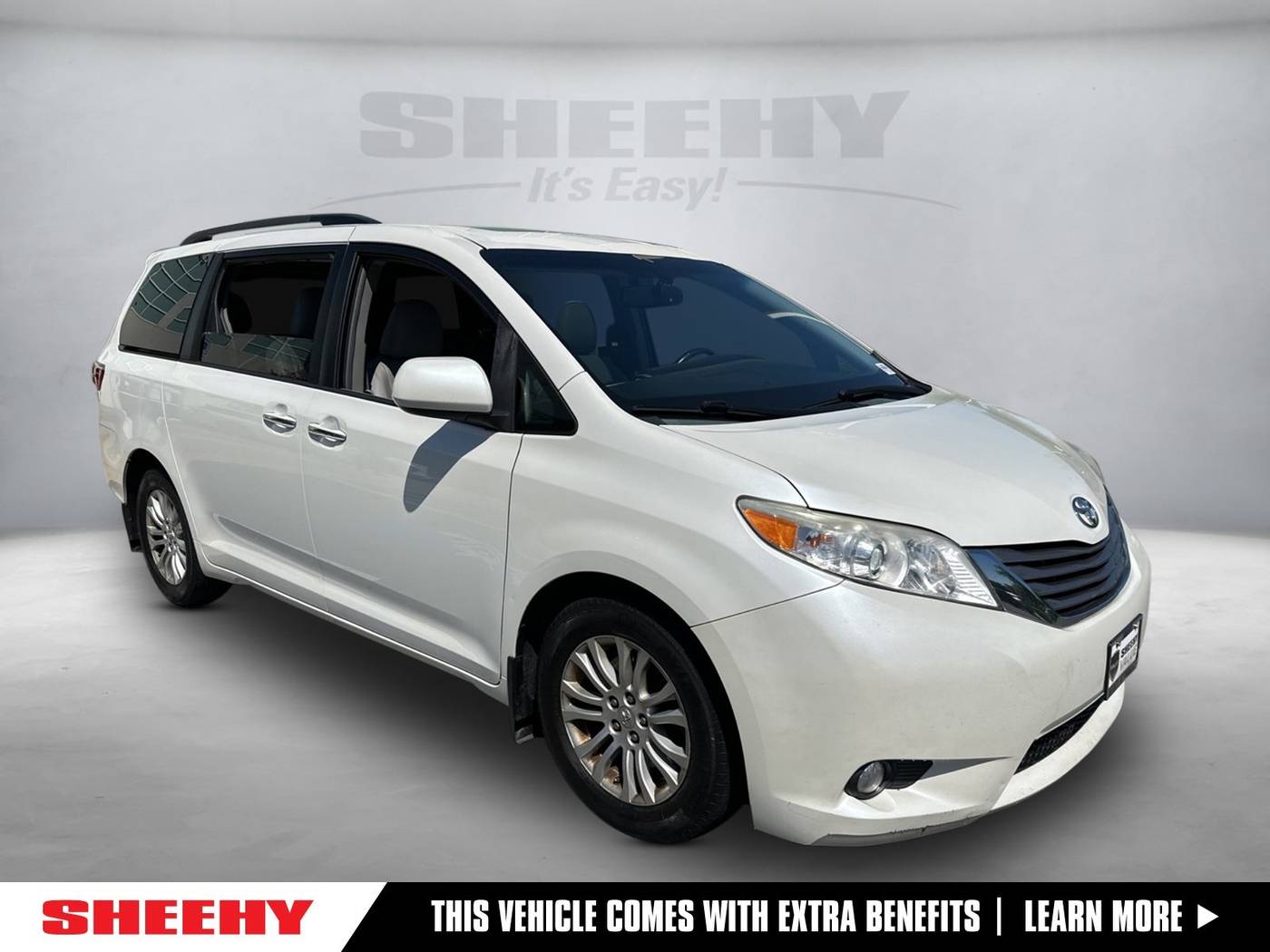 2015 Toyota Sienna XLE — Minivan — 186,784 mi — Chantilly, VA