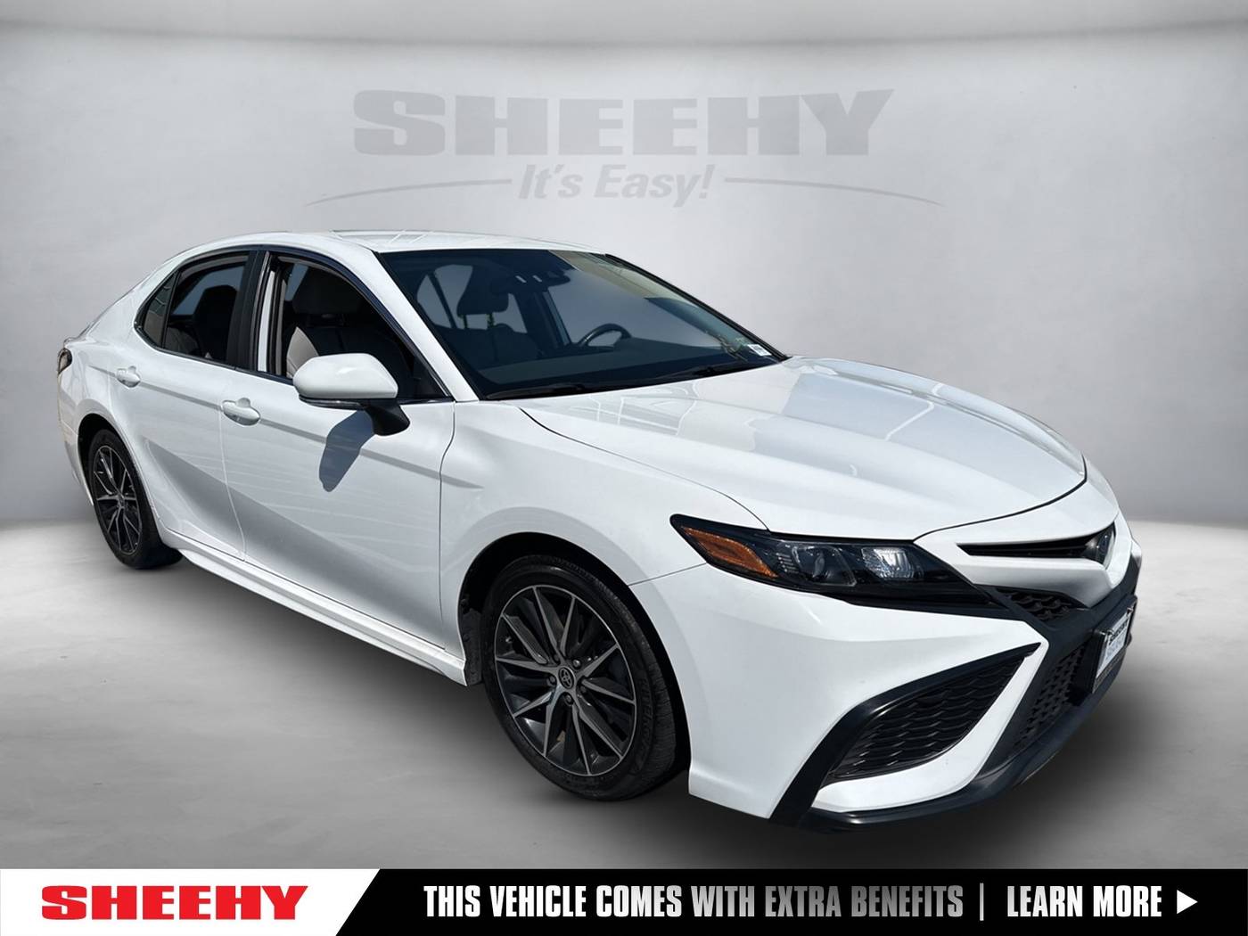 2022 Toyota Camry Hybrid SE — Sedan — 44,978 mi — Chantilly, VA