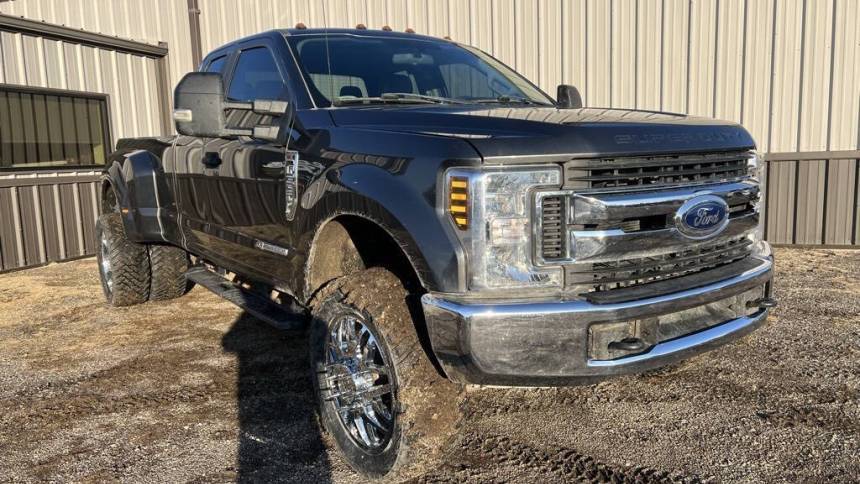 2019 Ford Super Duty F-350 XL — Pickup Truck — 191,514 mi — Junction City, KS