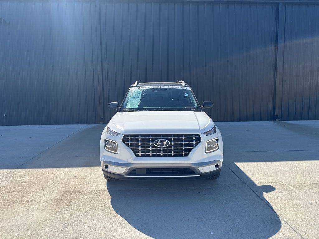2022 Hyundai Venue Limited — SUV — 16,109 mi — Edmond, OK