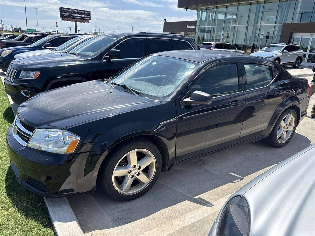 2012 Dodge Avenger SE — Sedan — 140,586 mi — Edmond, OK