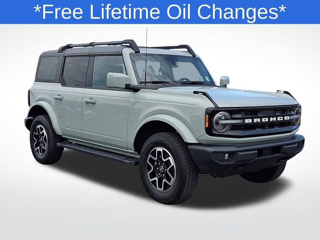 2024 Ford Bronco Outer Banks