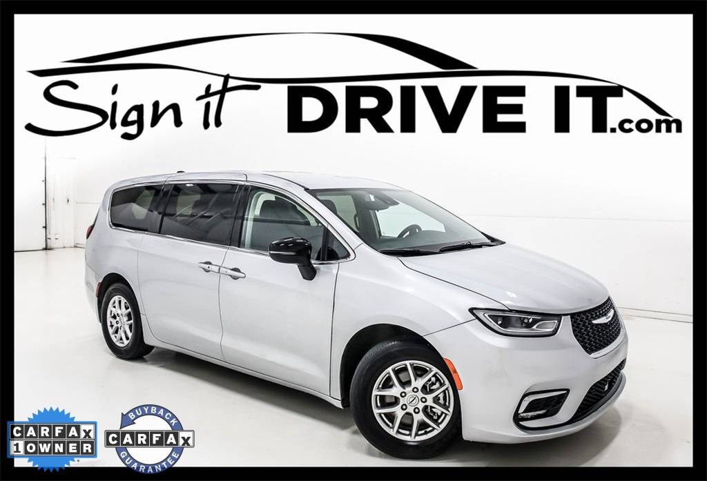 2024 Chrysler Pacifica Touring L — Minivan — 20,813 mi — Denton, TX