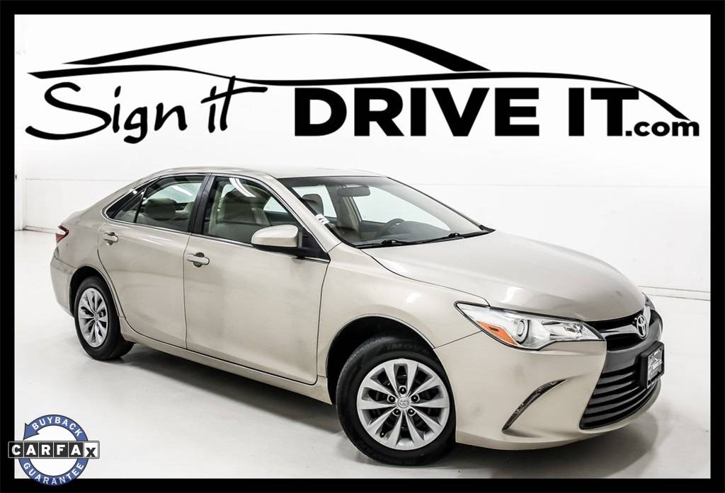 2017 Toyota Camry LE — Sedan — 98,993 mi — Denton, TX
