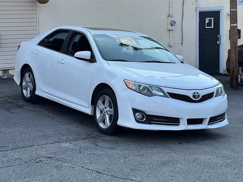 2014 Toyota Camry SE — Sedan — 132,500 mi — Mine Hill, NJ