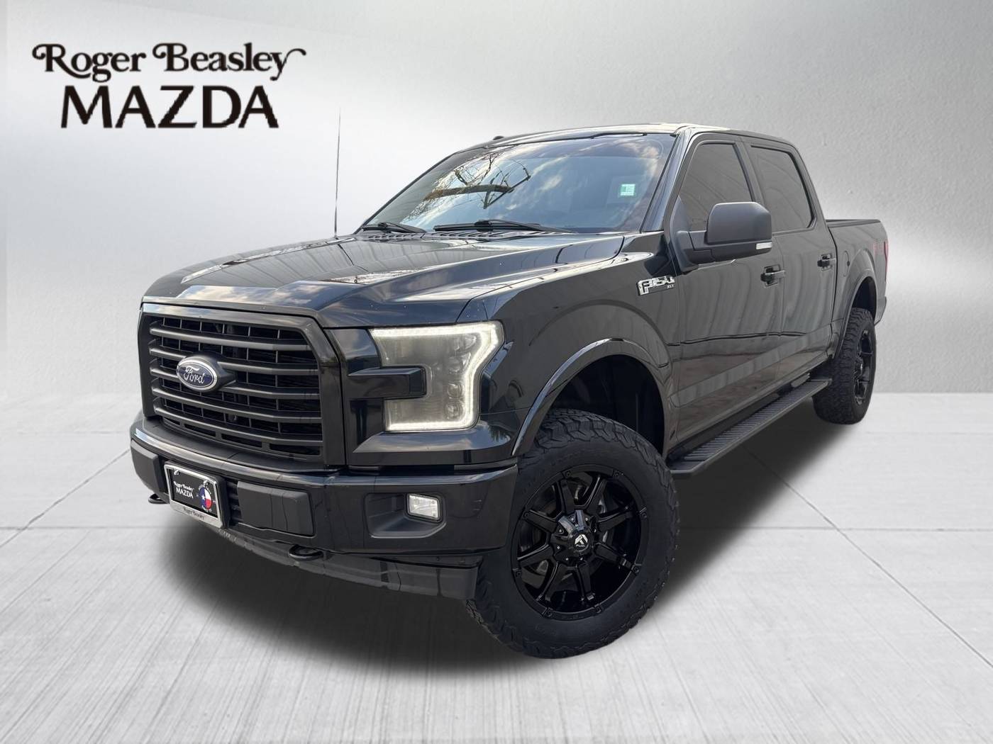 2017 Ford F-150 XLT — Pickup Truck — 121,713 mi — Austin, TX