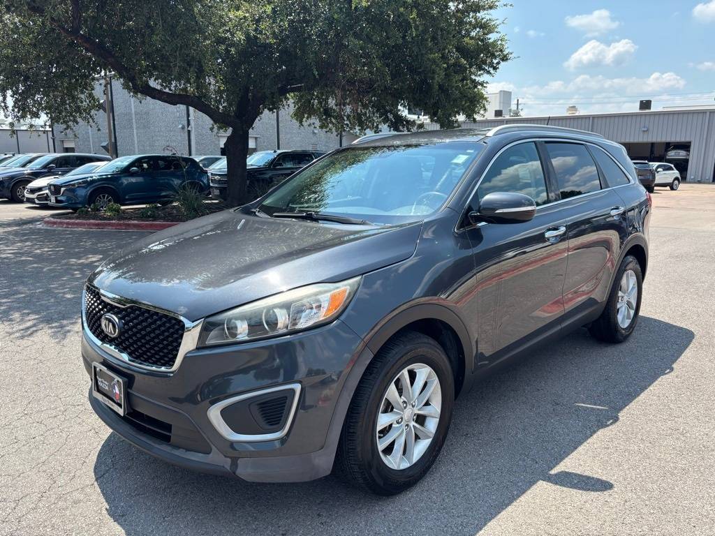 2017 Kia Sorento LX — SUV — 93,343 mi — Austin, TX