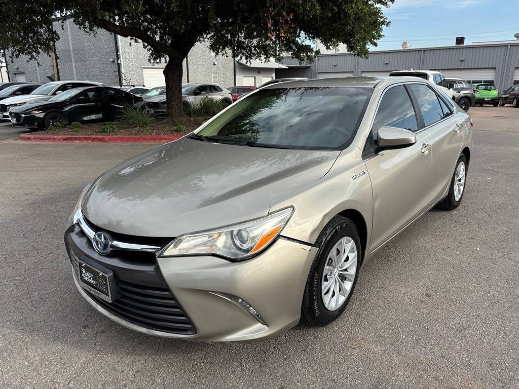 2015 Toyota Camry Hybrid LE — Sedan — 68,658 mi — Austin, TX